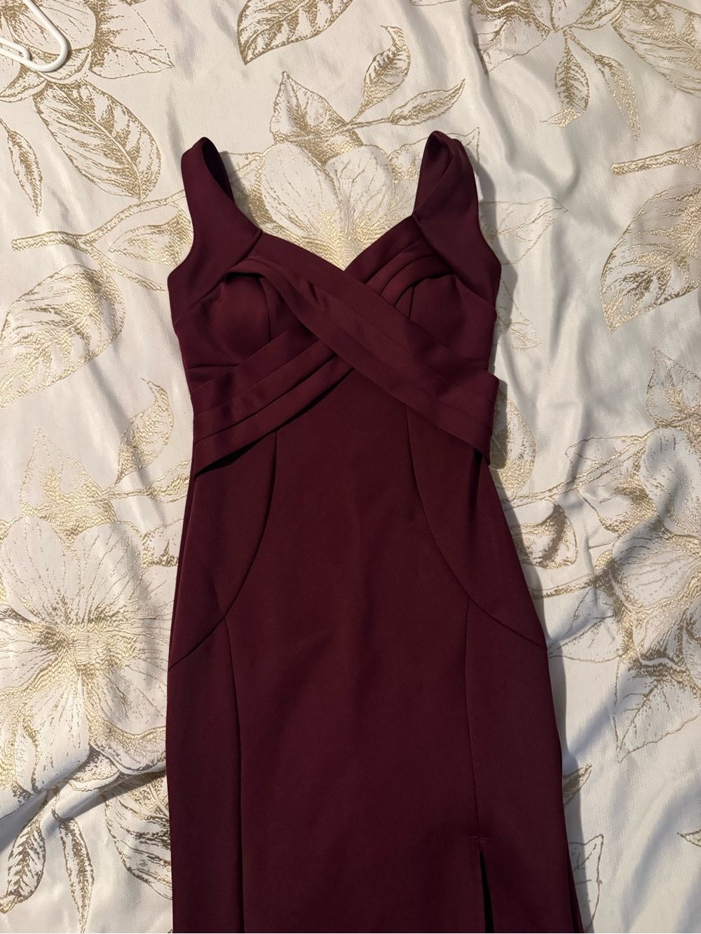 Sleeveless Crisscross Bodycon Dress in Deep Burgundy